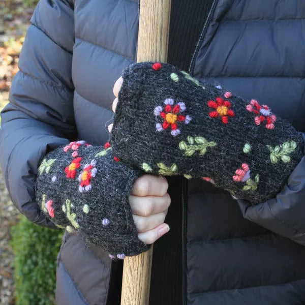 Pachamama Knitted Handwarmers - Lugano