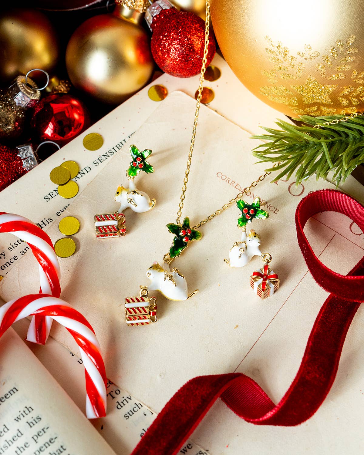 Bill Skinner Earrings - Christmas Mouse & Present Drop