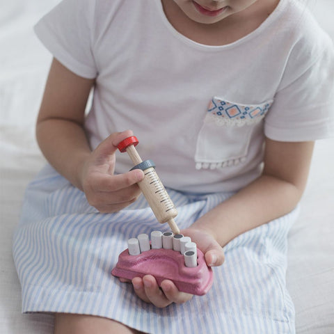 Plan Toys - Pretend Dentist Set