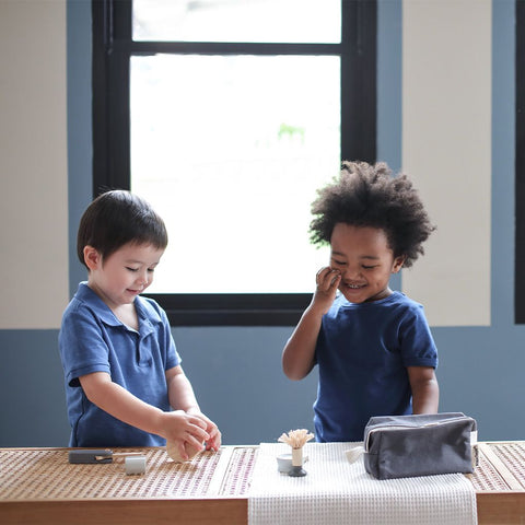 Plan Toys - Pretend Shaving Set