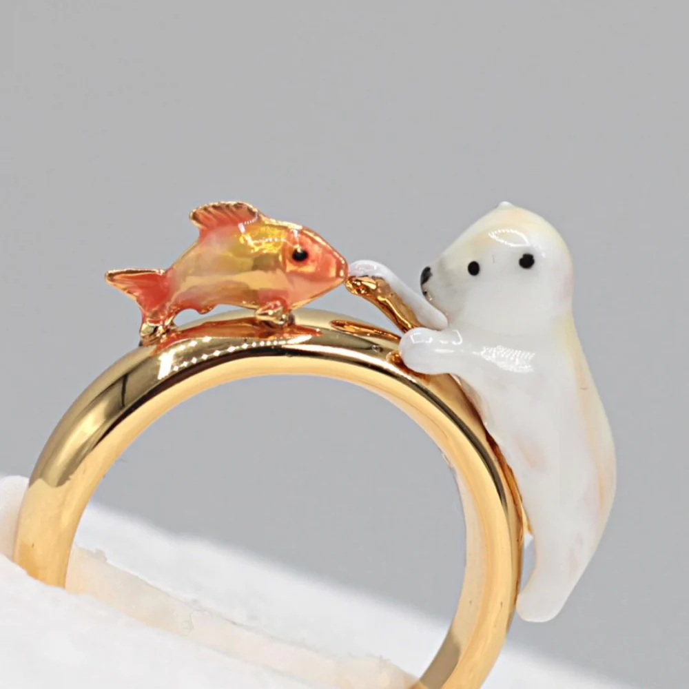 Bill Skinner Ring - Christmas Polar Bear