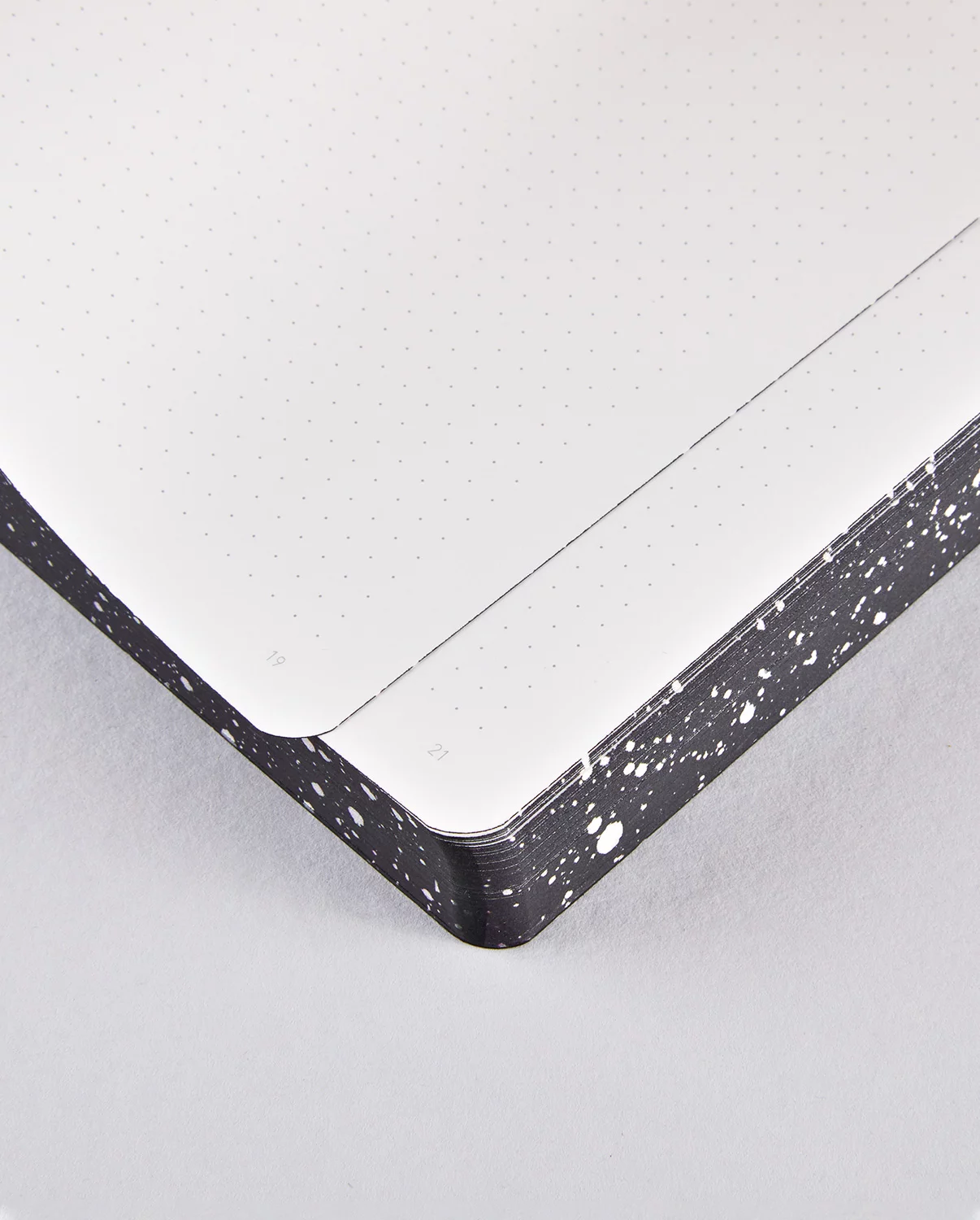 Nuuna Notebook - Graphic Milky Way