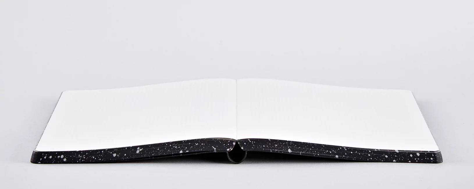 Nuuna Notebook - Graphic Milky Way
