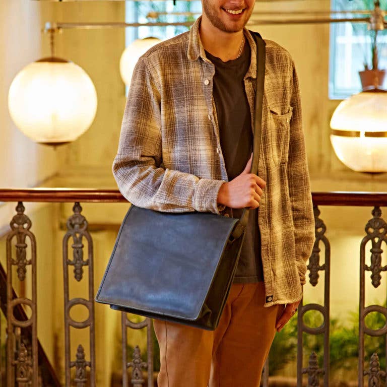 Paper High - Buffalo Leather Messenger Bag - Large Black