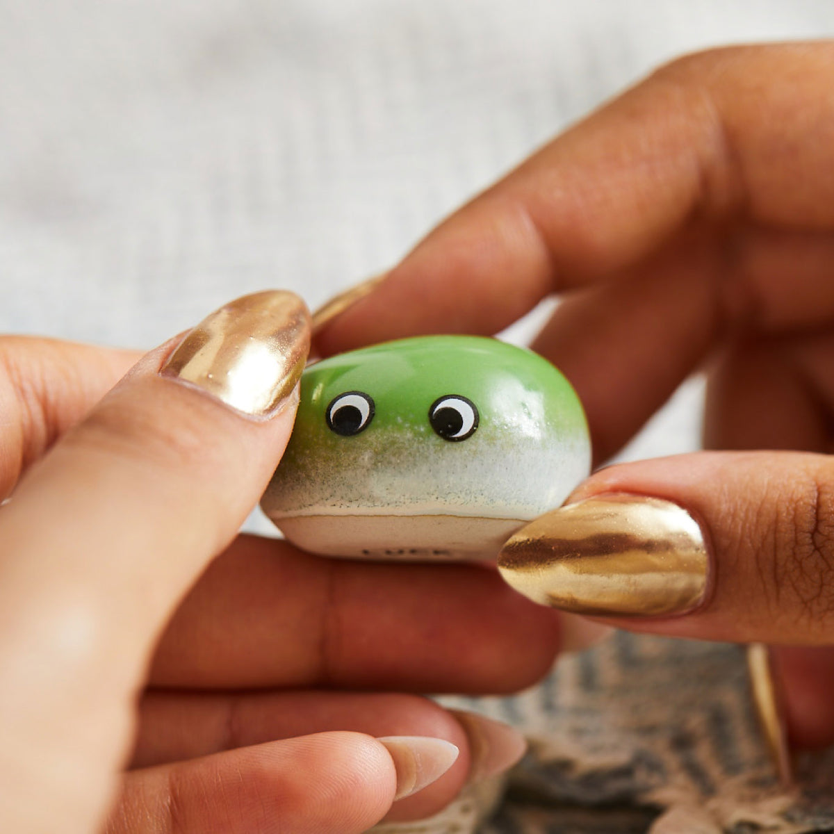 Sass & Belle Token - Positivity Pebbles