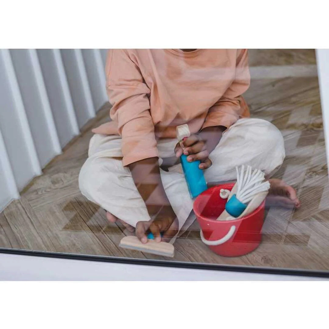 Plan Toys - Pretend Cleaning Set