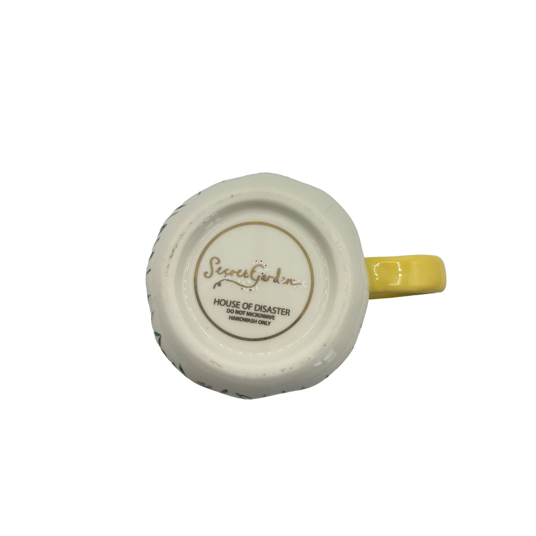 Disaster Designs Ceramics 3D Cup - Secret Garden Bee