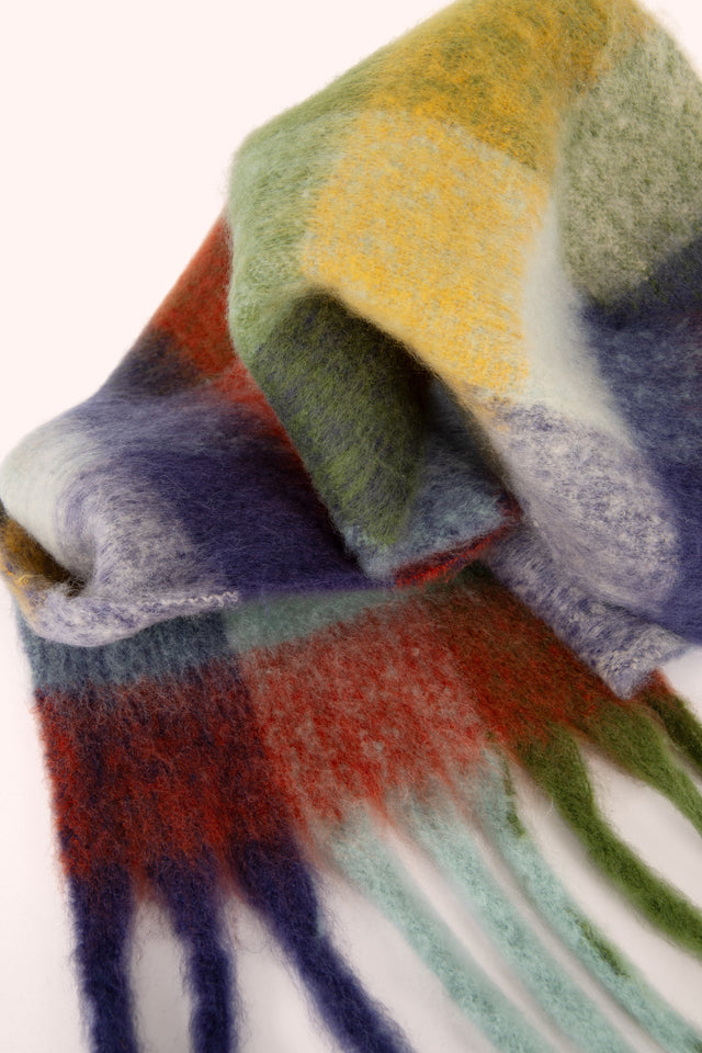 Powder Scarf - Molly