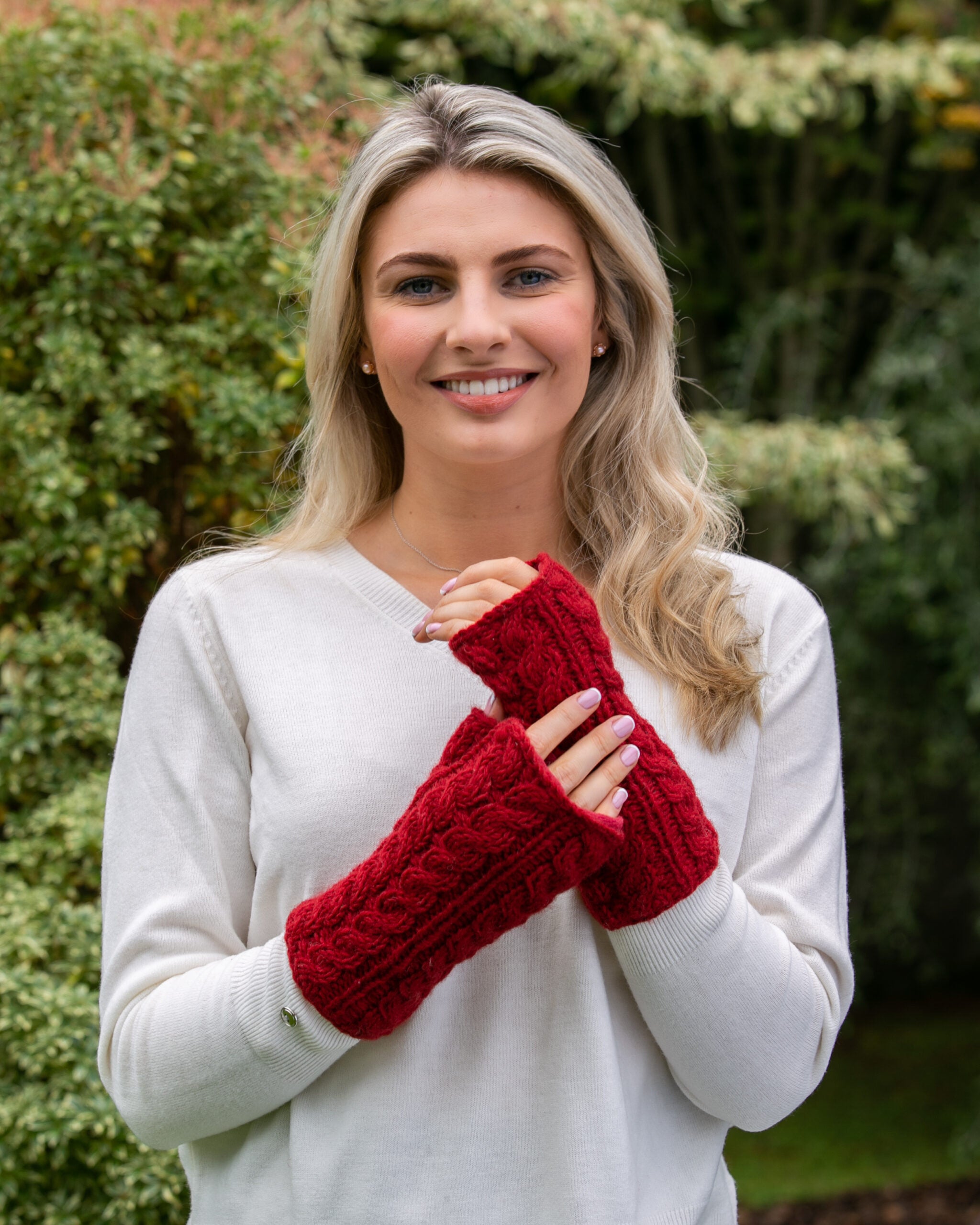 Erin Knitwear Handwarmers - Aran Cable Handwarmers in Red