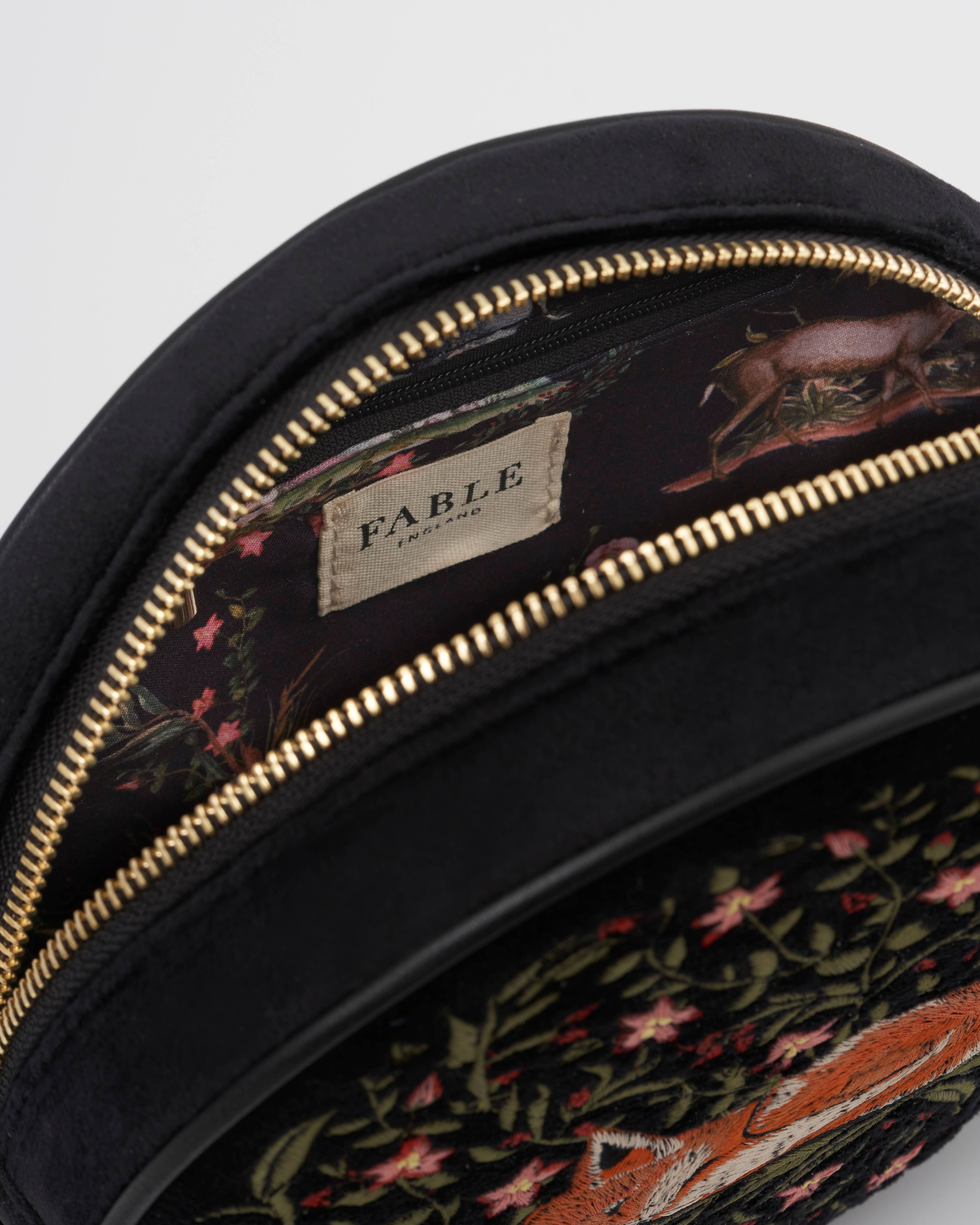 Fable Bag - Sleepy Fox Circle