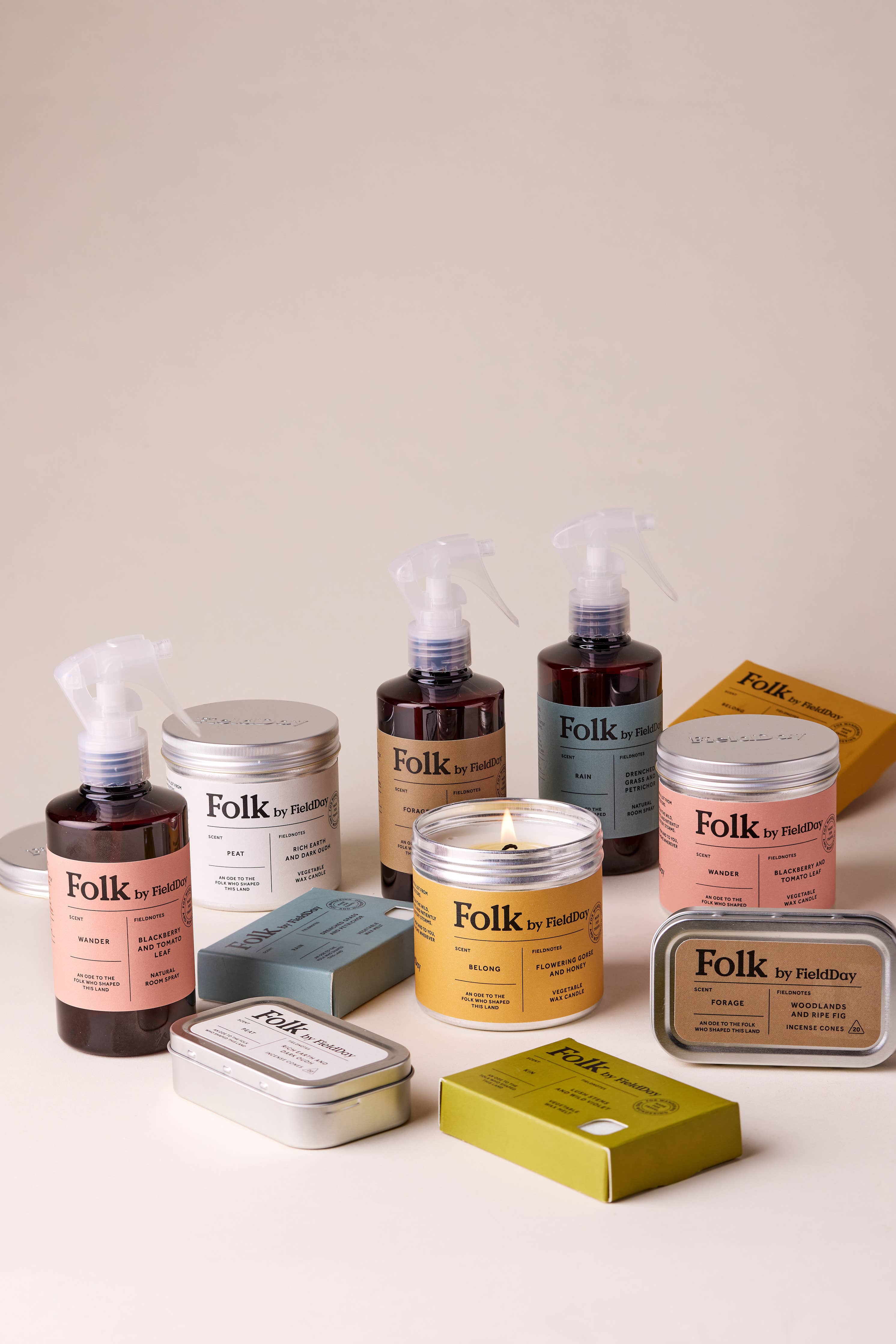 Field Day Folk Tin Candle - Peat (Rich Earth and Dark Oudh)