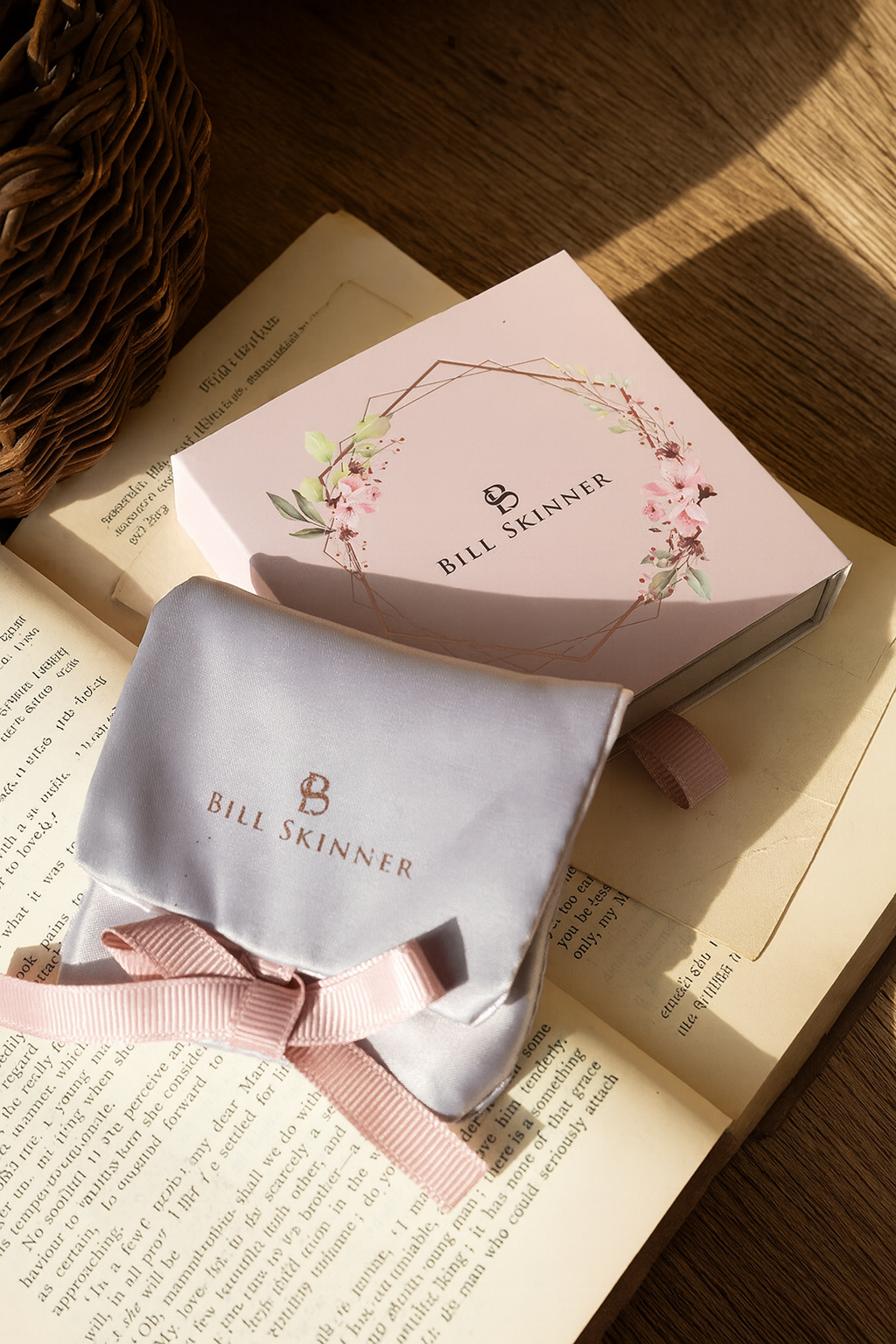 Bill Skinner Earrings - Christmas Mouse & Present Drop