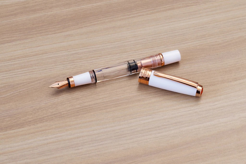 TWSBI - Diamond 580 RoseGold II Fountain Pen White