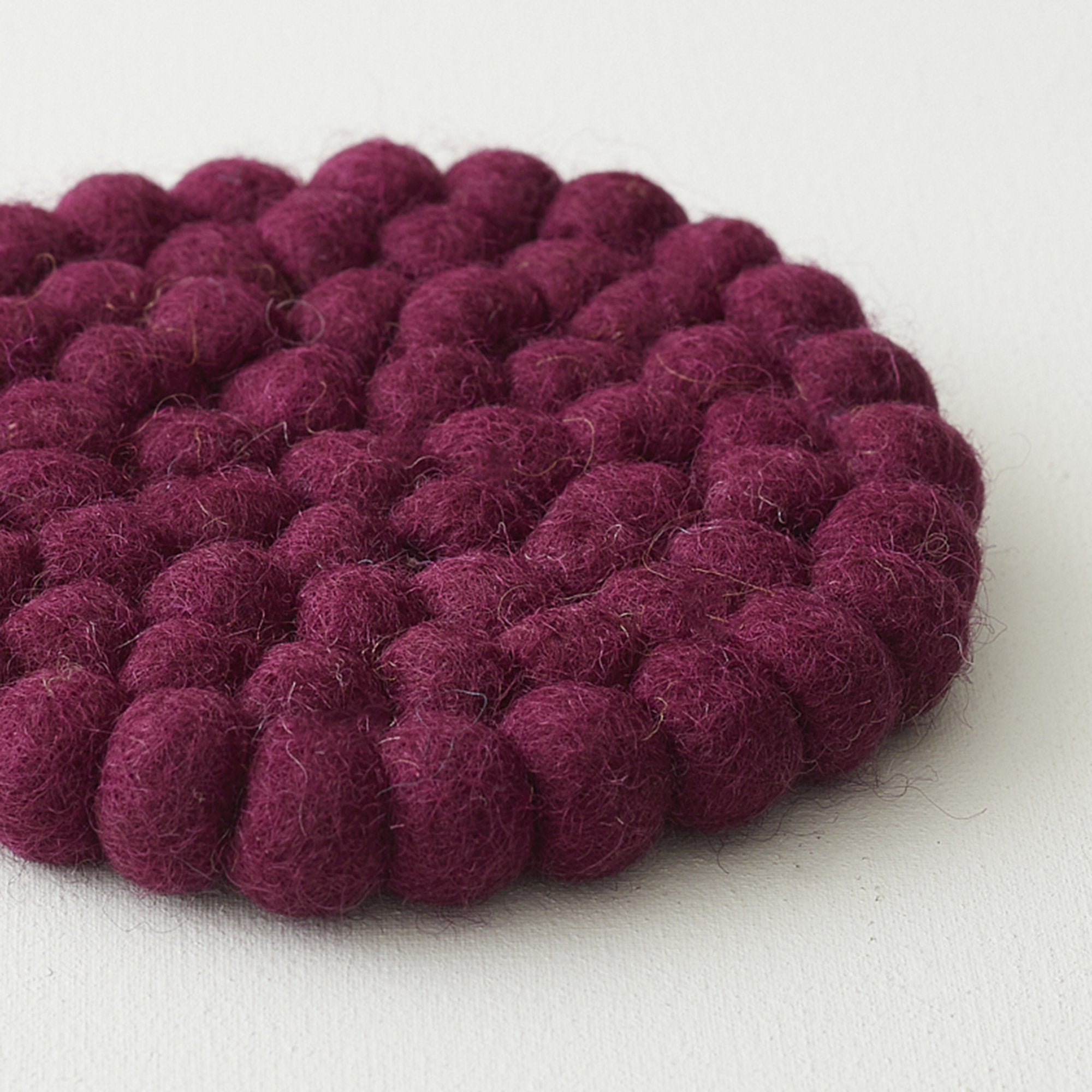 Aura Que -  ASIK Handmade Eco Felt Ball Coaster
