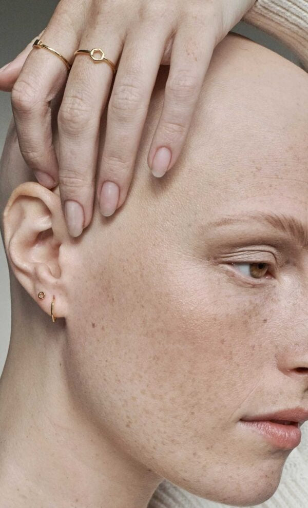 Juvi Earrings - Icon Tiny Hexagon Studs