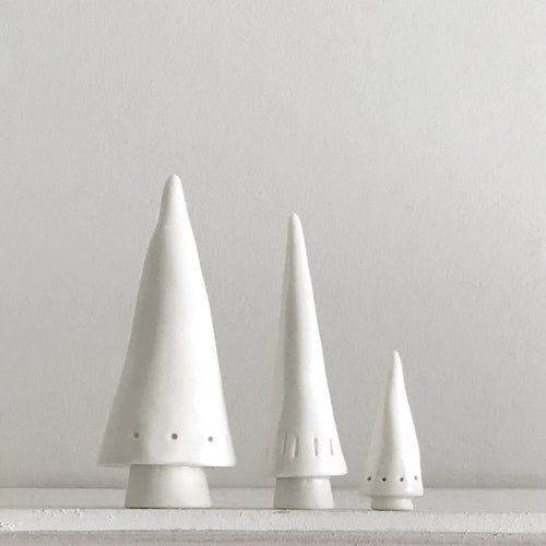 East of India Christmas Porcelain Set - Three Conical Christmas Trees