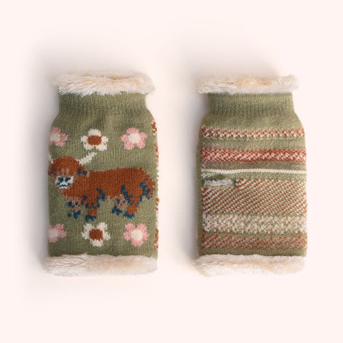 Powder Wrist Warmers - Highland Cow