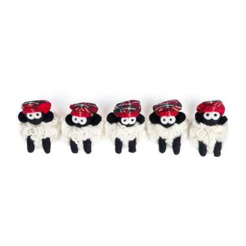 Erin Knitbits Magnet - Knitted Wool Sheep with Tartan Flat-cap