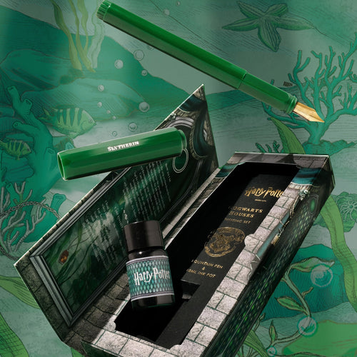 Ferris Wheel Press Carousel Fountain Pen and Ink Set - Warner Bros Harry Potter - Hogwarts Houses