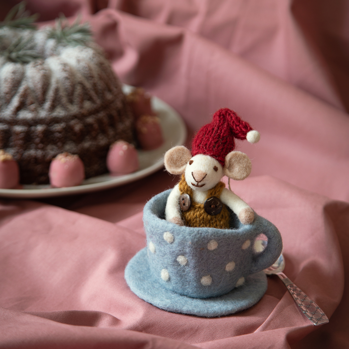 Gry & Sif Christmas - Handmade Felt Mouse in Blue Cup