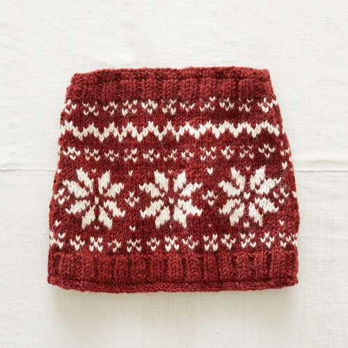 Aura Que Neckwarmer - Snowflake Himani Fair Isle Wool