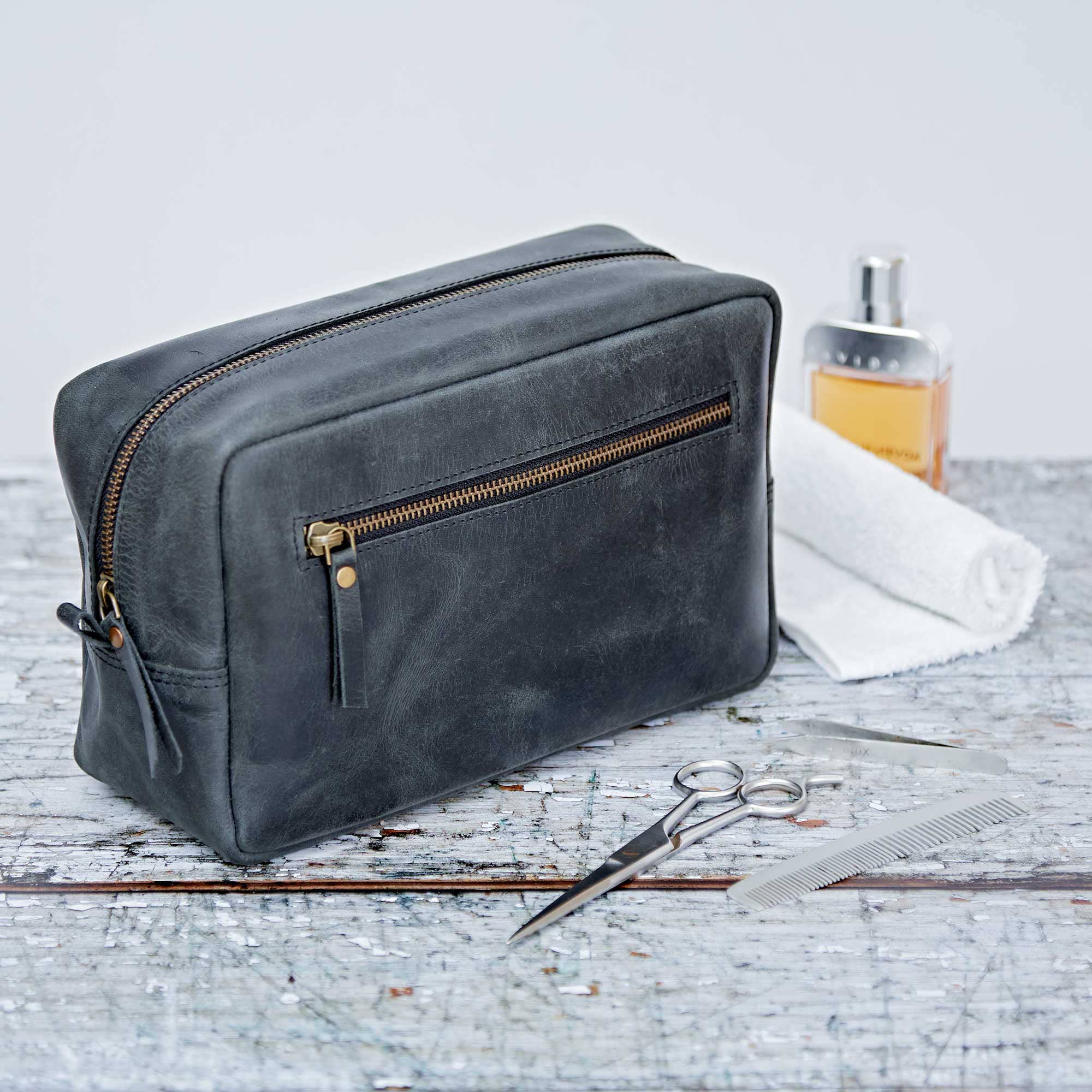 Paper High - Buffalo Leather Wash Bag / Toiletry Bag