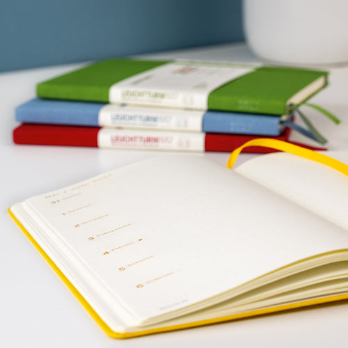 Leuchtturm1917 2027 Diary - Weekly Planner & Notebook Dotted A5 - Colourful Seasons