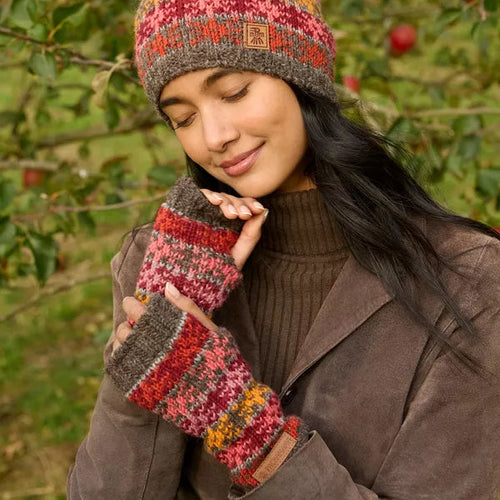 Pachamama Knitted Handwarmers - Tintagel Fine Knit