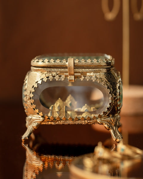 Muja Juma Jewellery Box - Elegant Gold Frame & Glass – Unbound