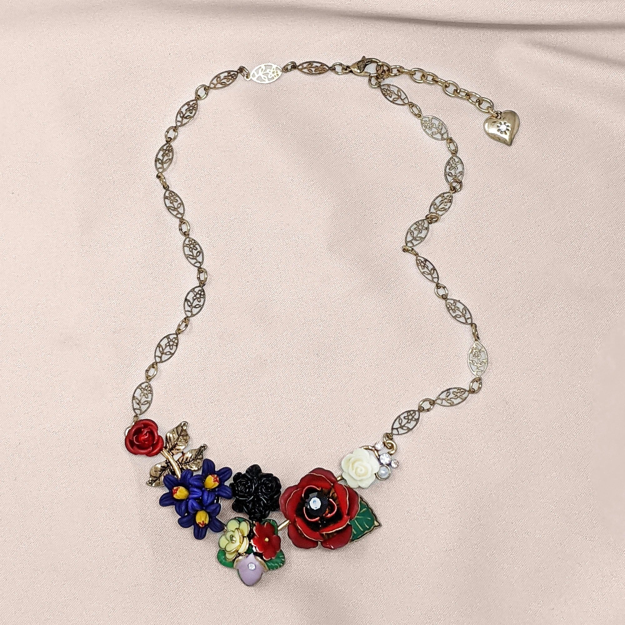 Lovett Necklace - Frida Flower Cluster