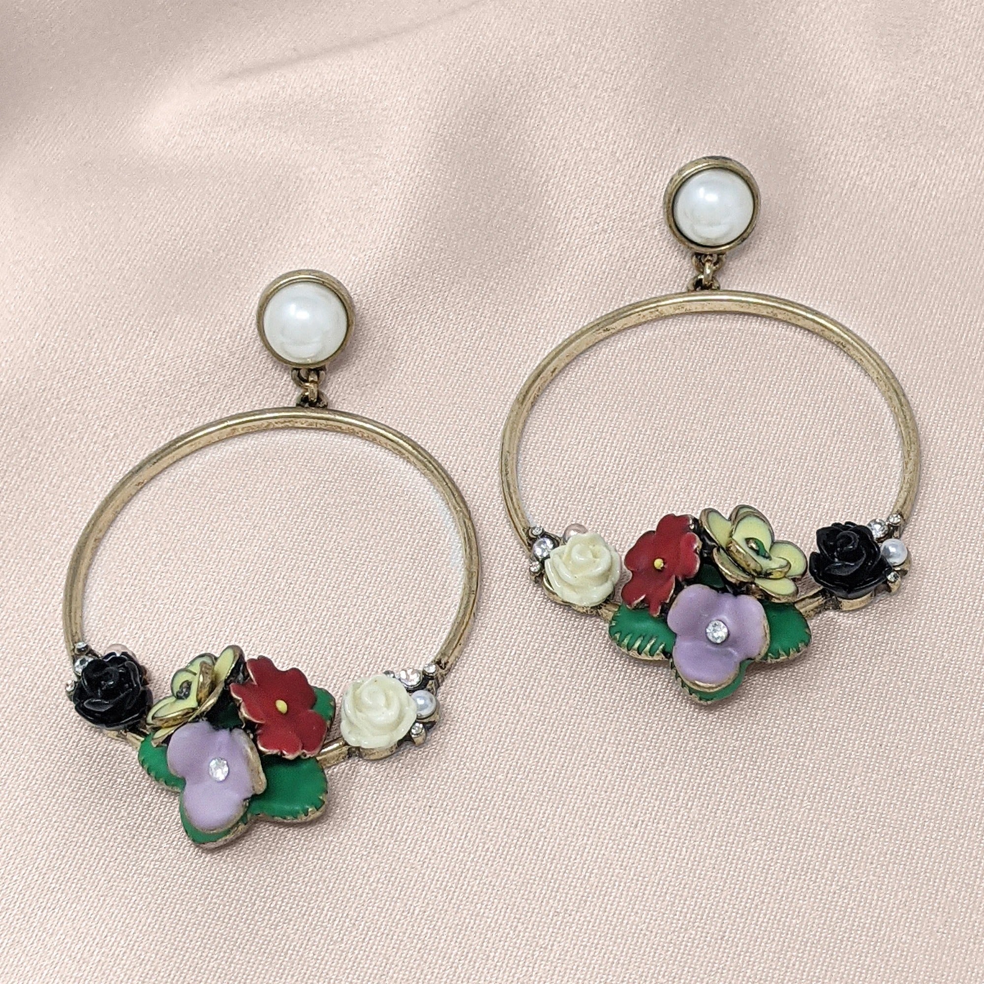 Lovett Earrings - Frida Flower Hoop