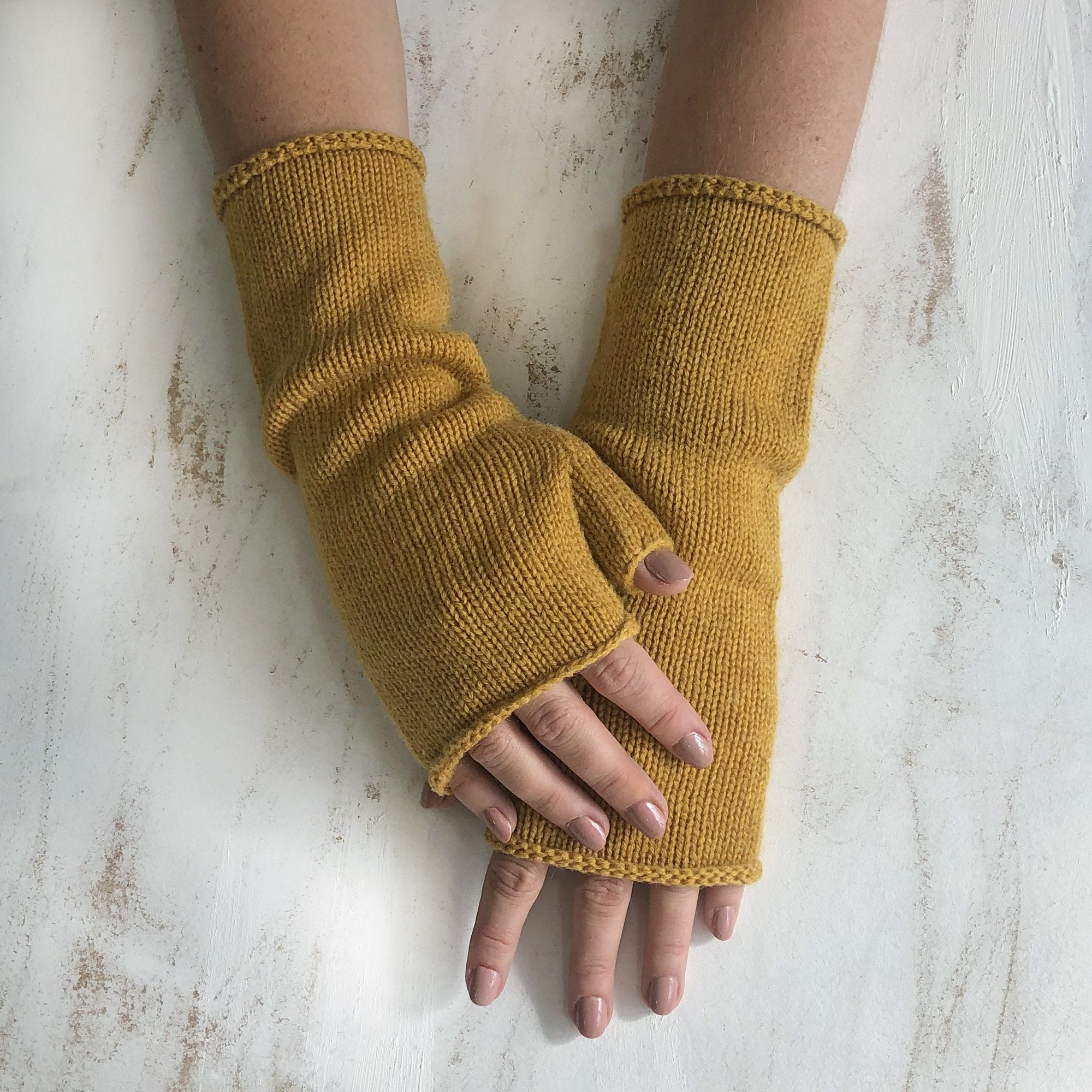 Aura Que Gloves - Saglo Merino Wool Wristwarmers