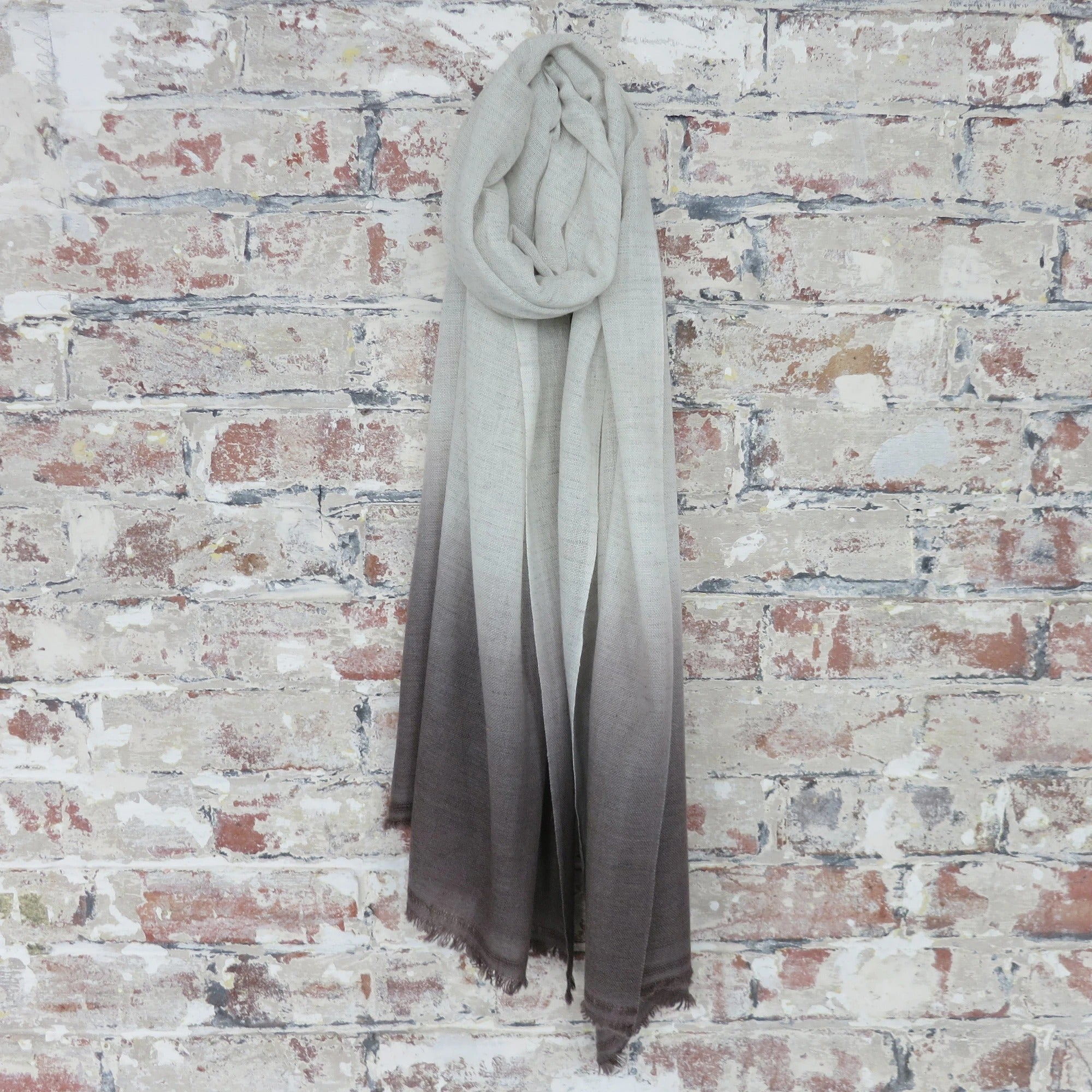 Aura Que Scarf - PURNA Dipdye Ombre Two Tone Soft Wool Scarf