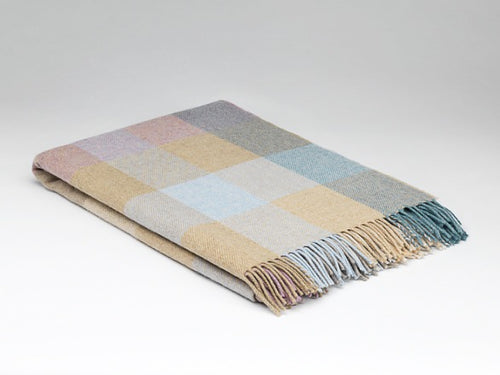McNutt of Donegal Throw in Supersoft Lambswool - Check Coastal