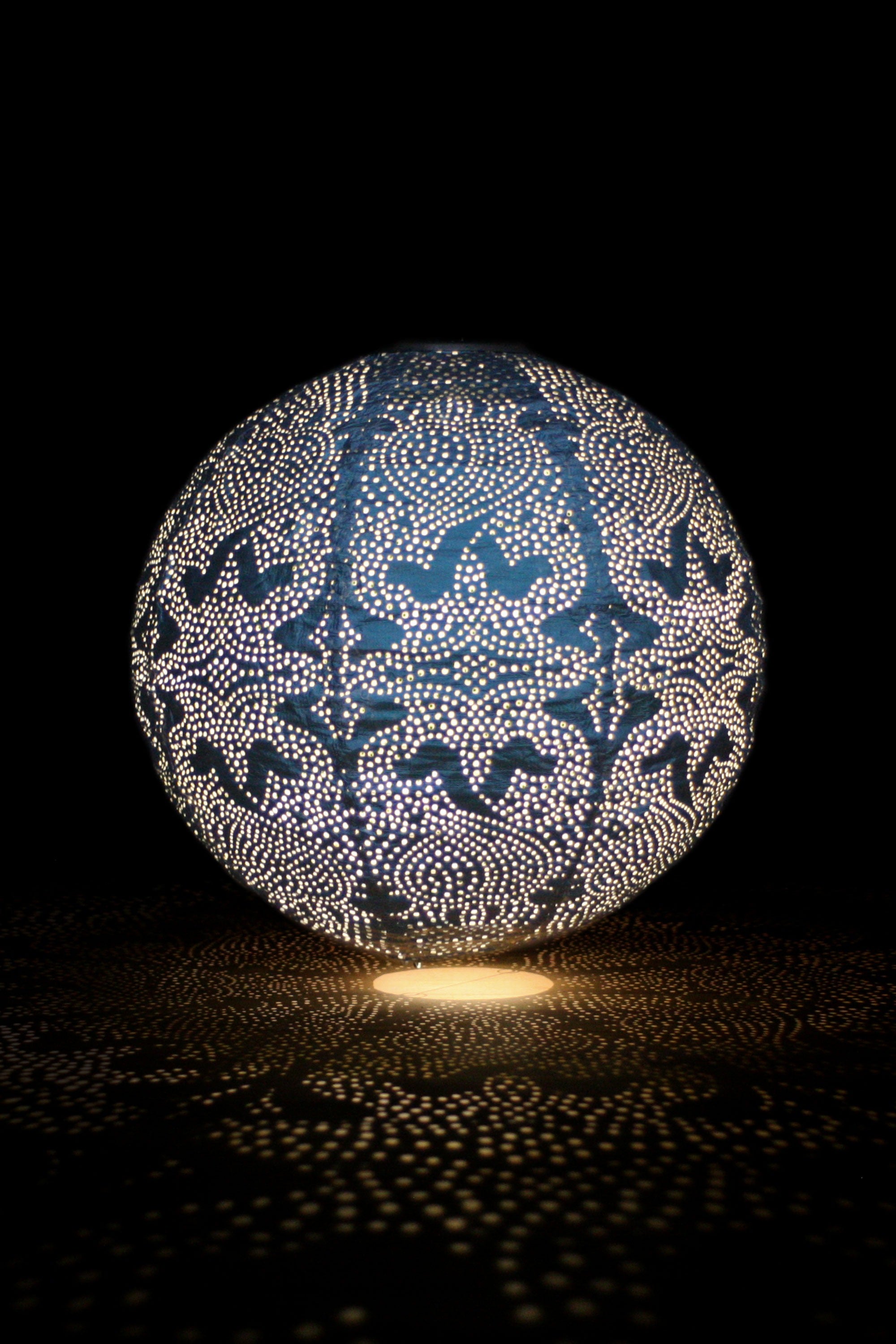 LightStyle Solar Lantern - Globe